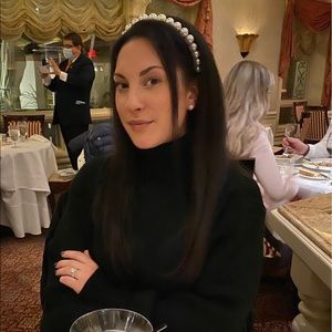 Meet your Posher, Nicole